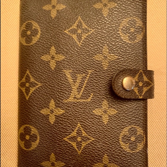 Louis Vuitton Accessories - Louis Vuitton agenda